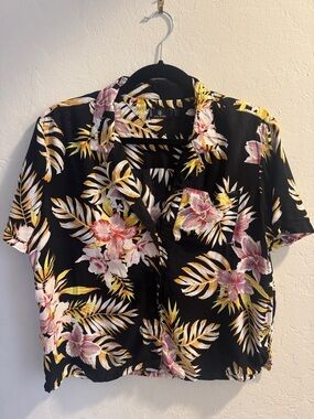 Volcom Tropical Floral Button Up Shirt M